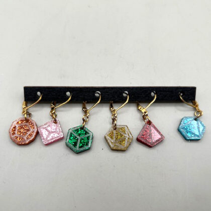 stitch marker - dice